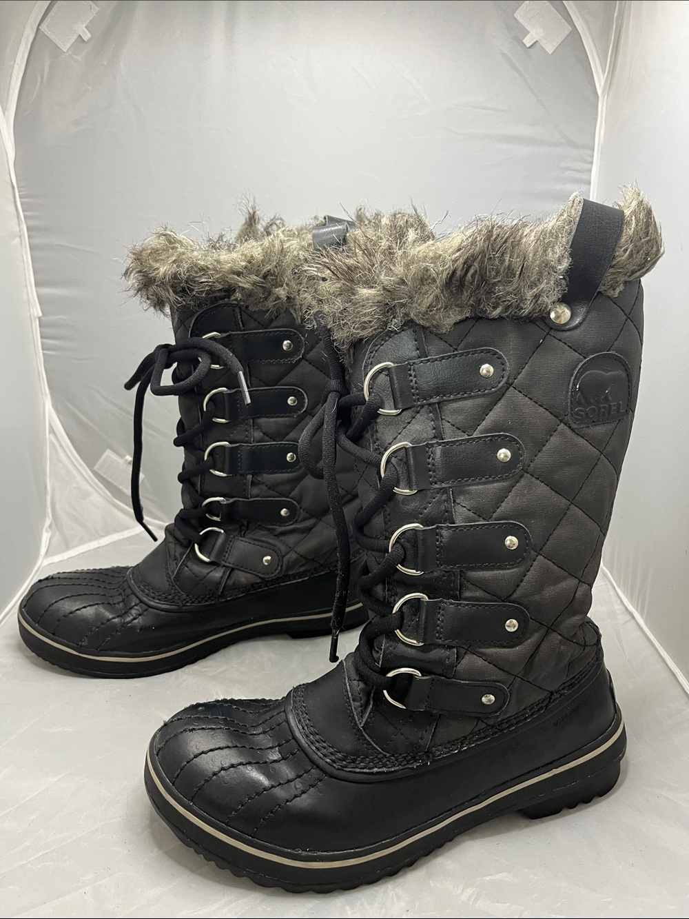 Sorel Tofino Black Quilted Lace-Up Winter Boots - Size 6.5 - Picture 1 of 16